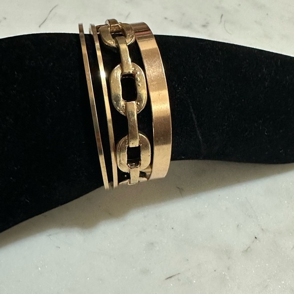 3 for $35 🌟Geometric gold plated bracelets (3 pcs) - Picture 1 of 4